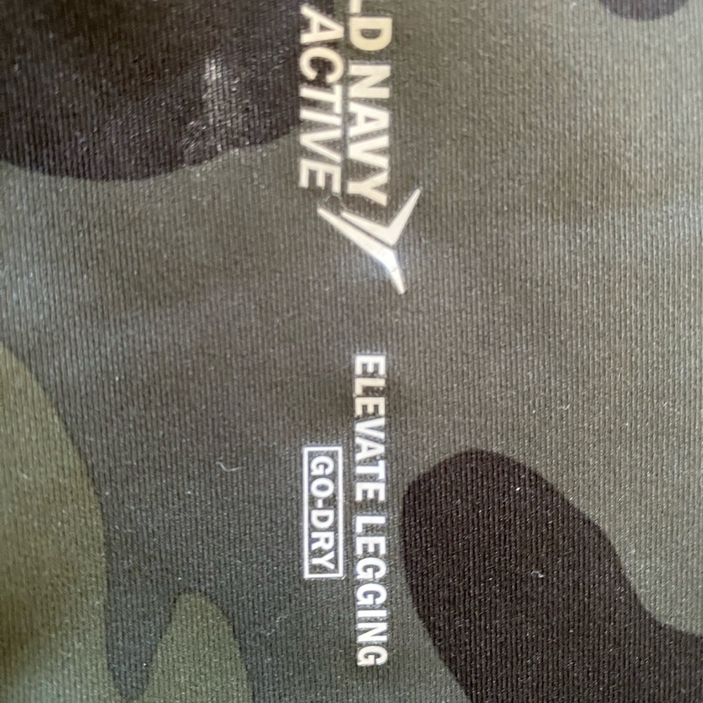 Old Navy Camouflage Leggings - Picture 4 of 9
